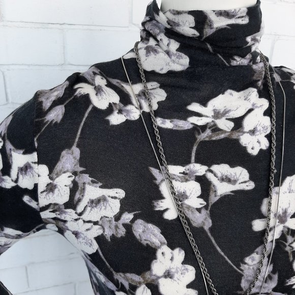 🌸Floral Lightweight Wool-Blend Turtleneck - Picture 6 of 9